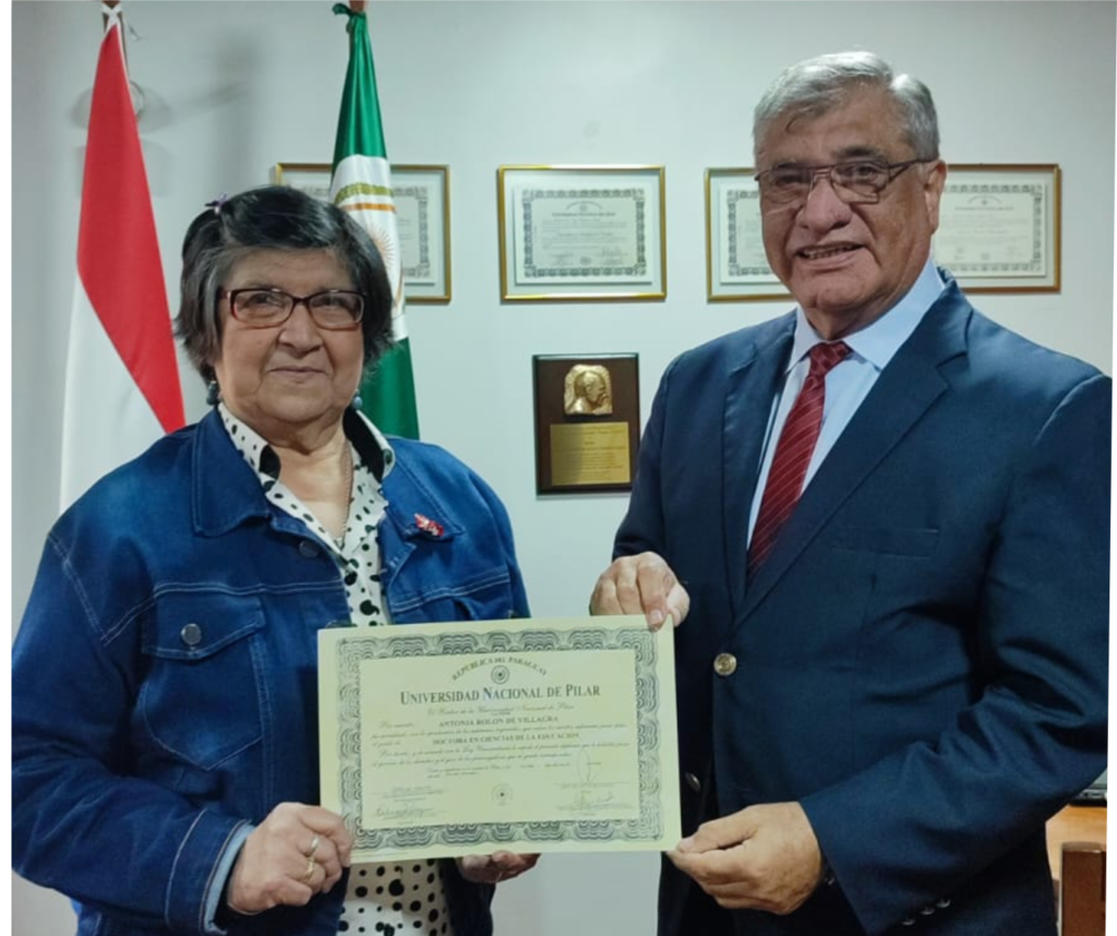 ANTONIA ROLÓN DE VILLAGRA. Ex Supervisora del M.E.C., Vicedecana de la FAFI UNE. Doctora En Ciencias de la Educación