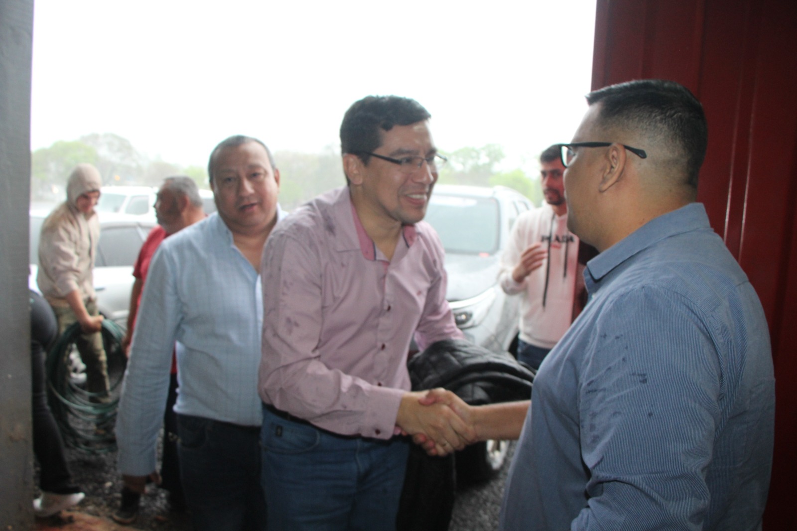 Gobernador Landy Torres visita el Estadio 3 de Febrero y se puso a disposición para el partido Paraguay vs Perú