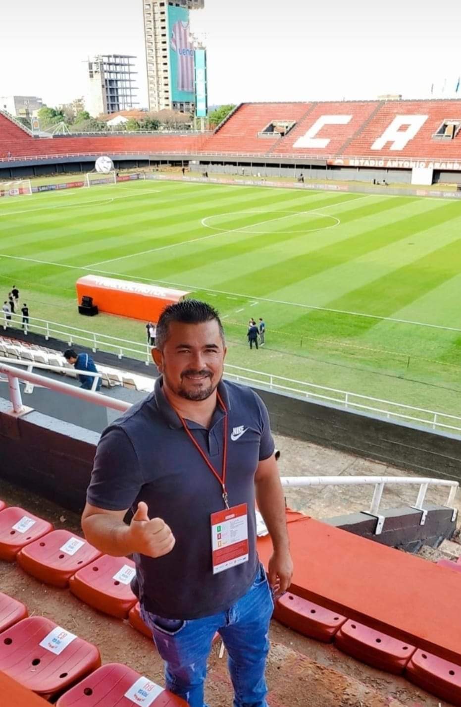 No estuvo un comentarista y ese día dejó el fútbol para dedicarse al periodismo