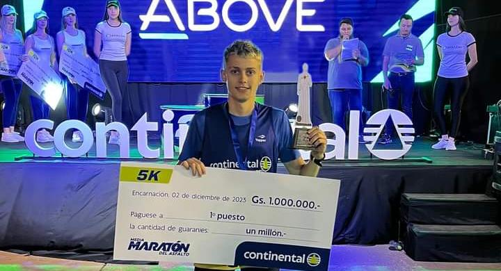 Ericky Dos Santos conquista el primer puesto en Media Maratón del Asfalto