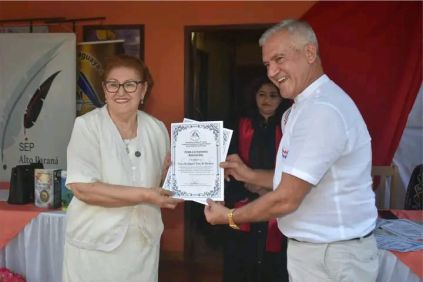 Dra. Felisa Rodríguez Vda. de Medina: Premio a la Trayectoria Historiográfica y Título de Presidente Emérito